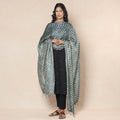 Leheriya Tie-Dye Tussar Silk Handloom Dupatta with Tassels