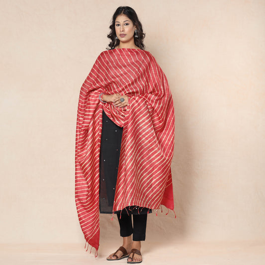 Red - Leheriya Tie-Dye Tussar Silk Handloom Dupatta with Tassels