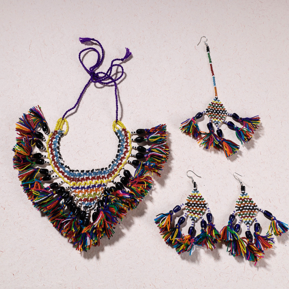 Handmade Thread & Multicolor Beadwork Tassels Jali Necklace Set