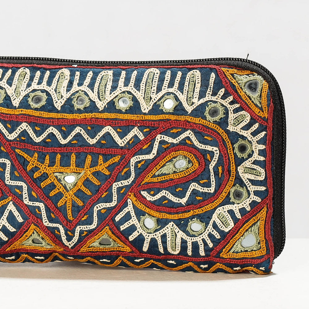 kutch embroidery clutch wallet