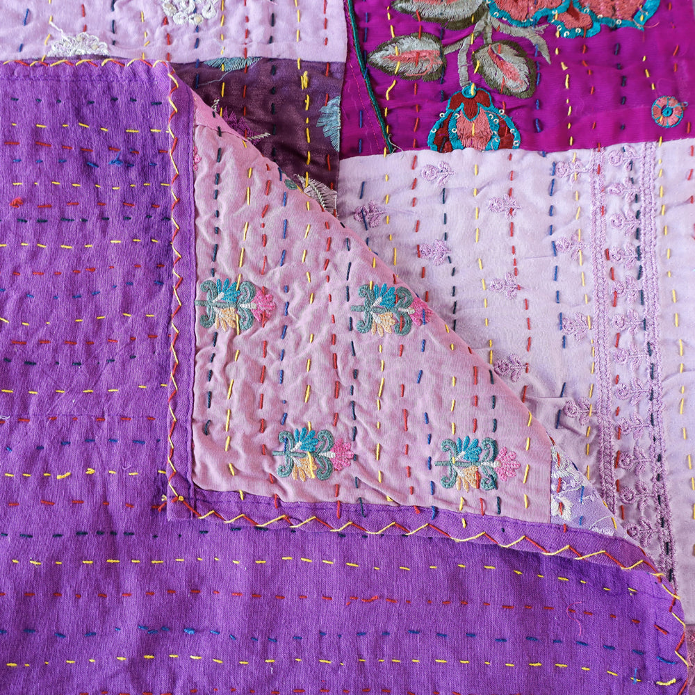 khambadiya quilt / blanket