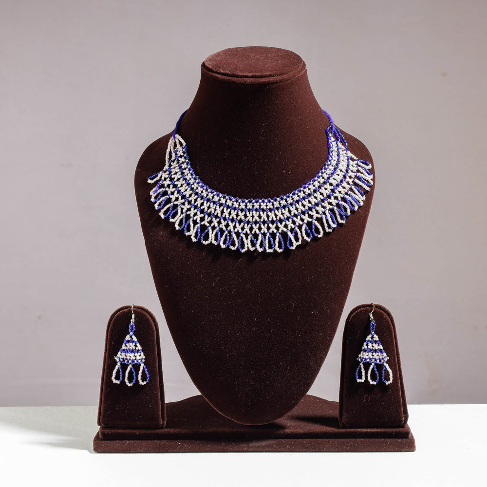 beadwork necklace set