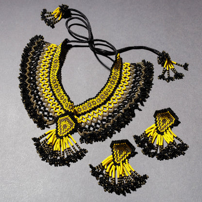 Handmade Thread & Multicolor Beadwork Jali Necklace Set by Pushpa Harit