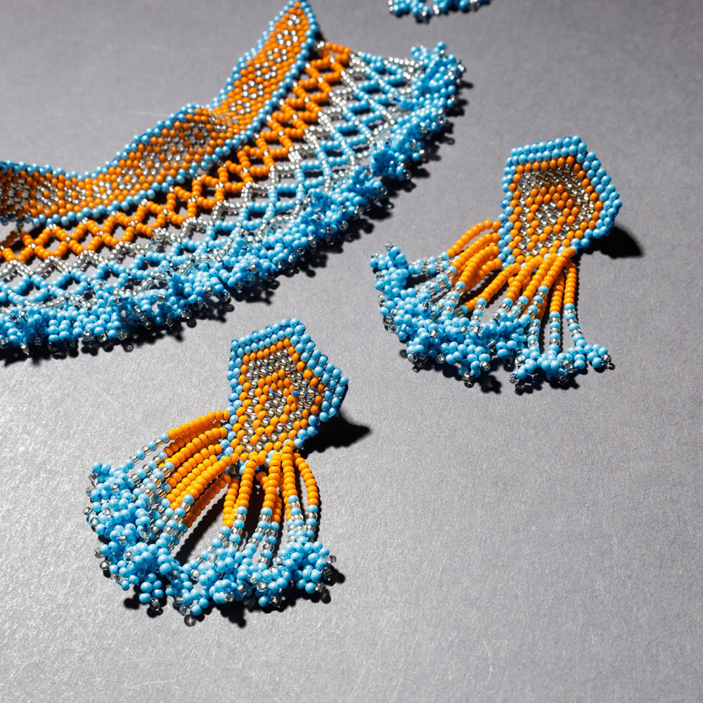 beadwork necklace set