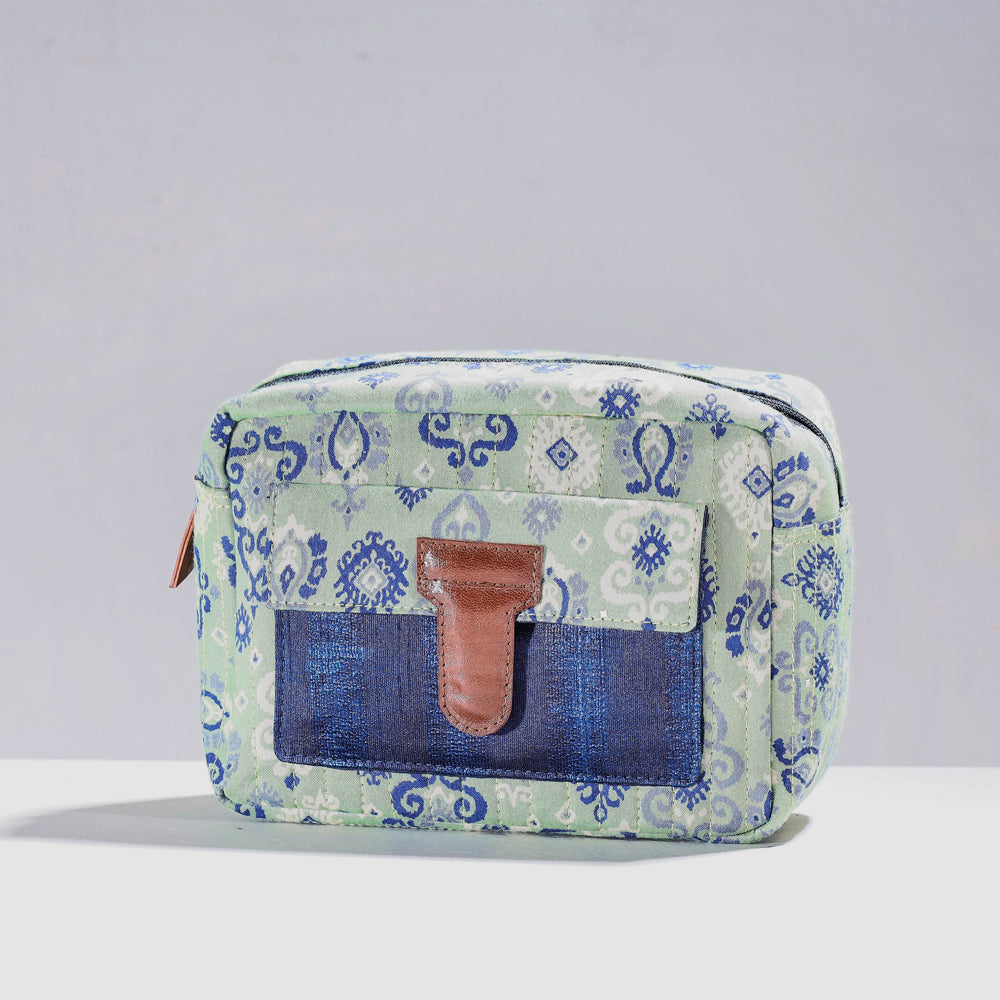 Quilted Toiletry Bag
