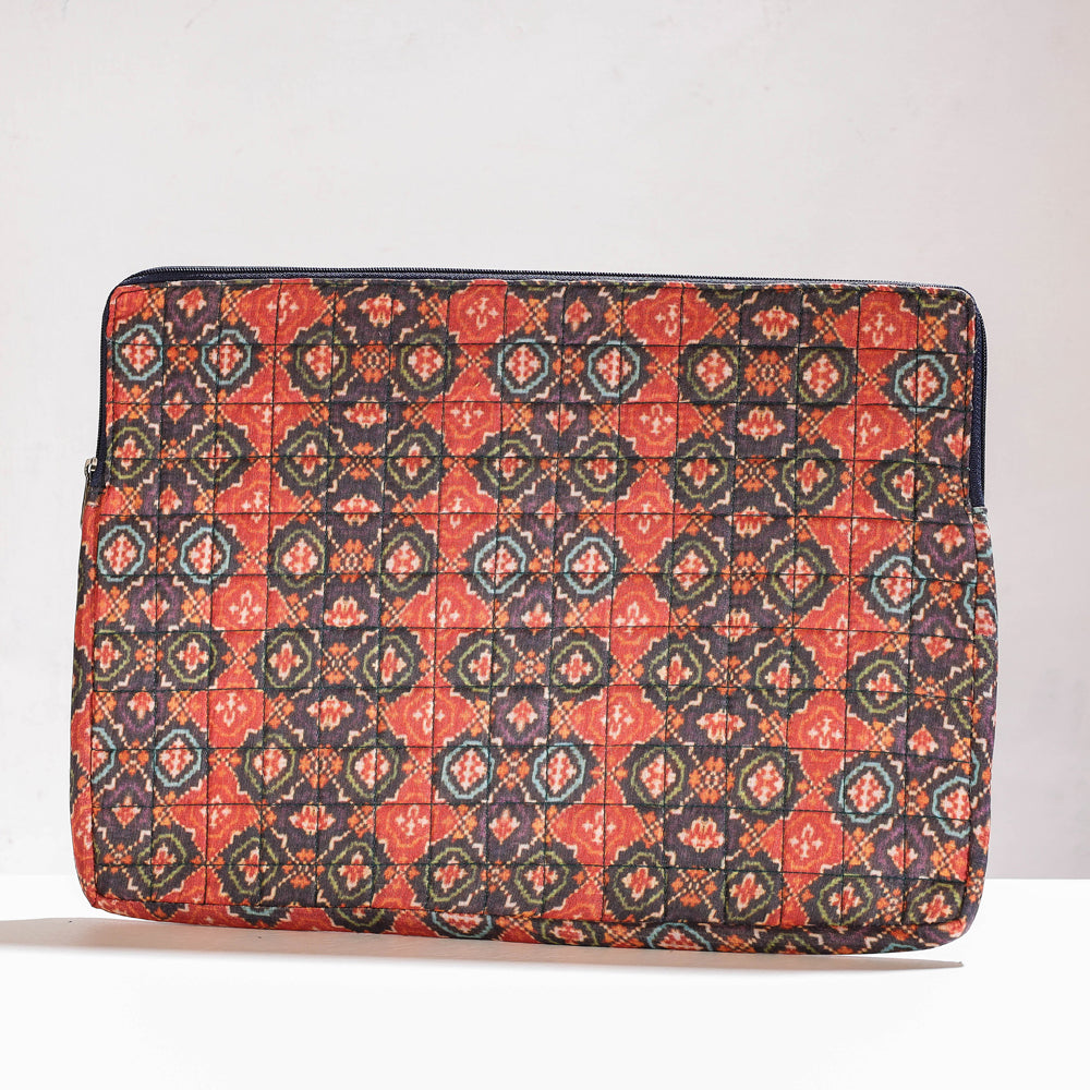 quilted laptop sleeve