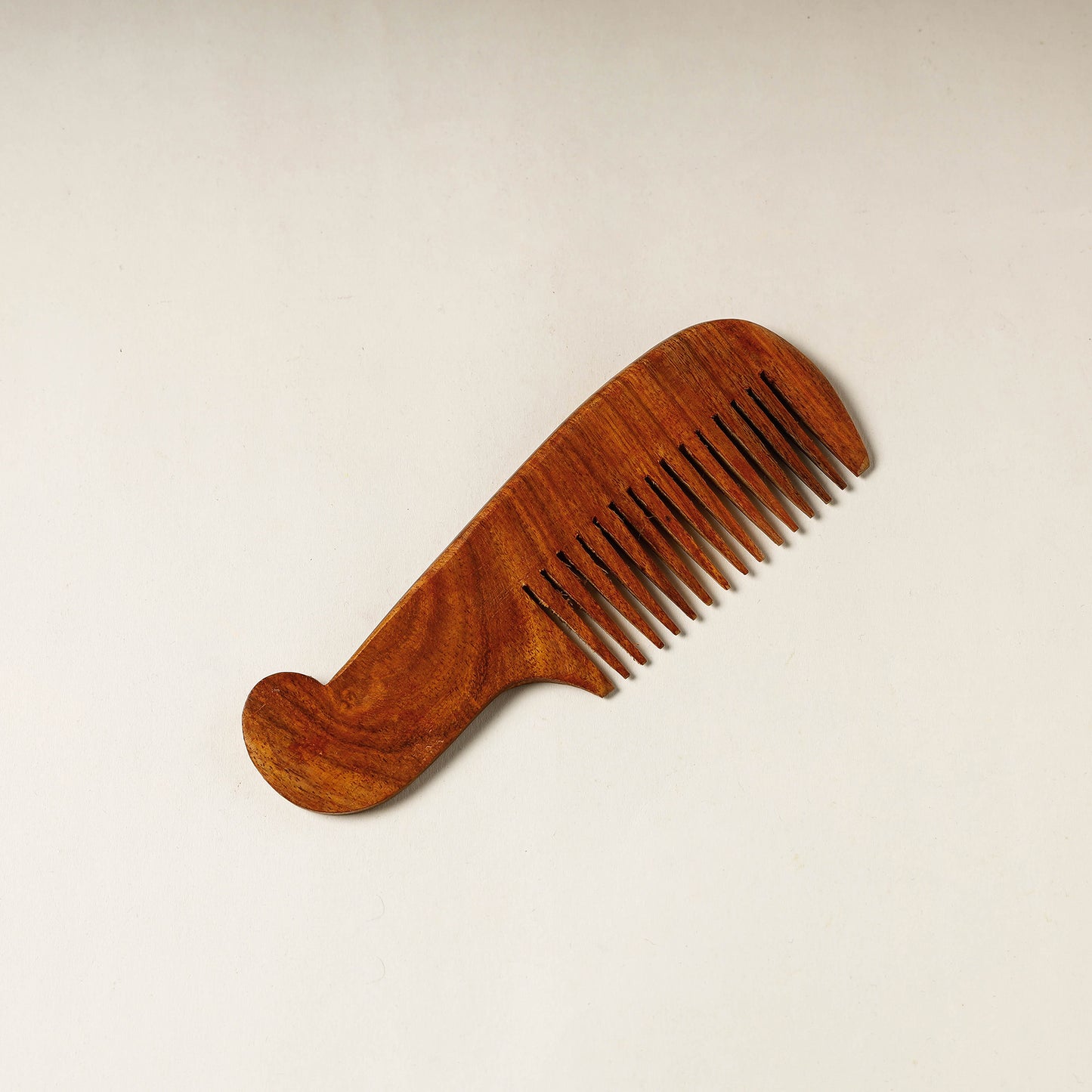 Hand Carved Sheesham Wood Comb (Big)