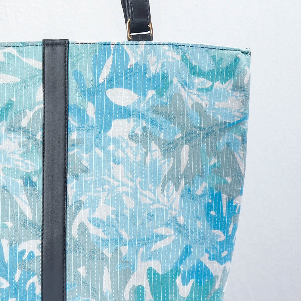 screen print shoulder bag