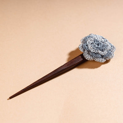 Samoolam Handmade Crochet Hairstick ~ Silver Zari Flowers