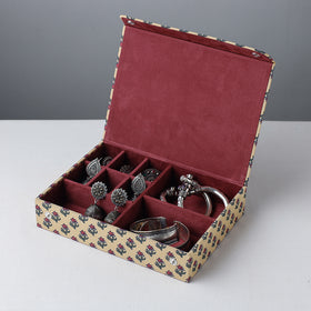 Beige Floral Printed Handcrafted Jewelry Box
