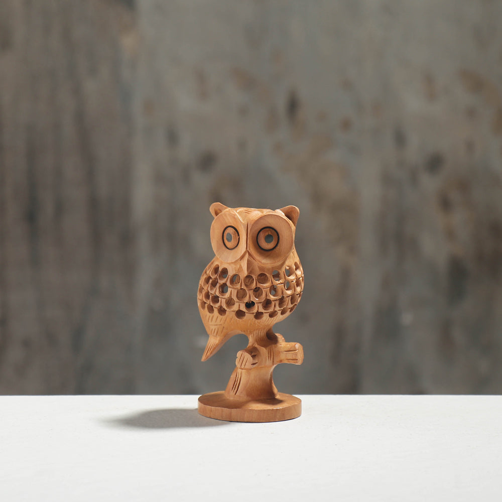 owl sculpture