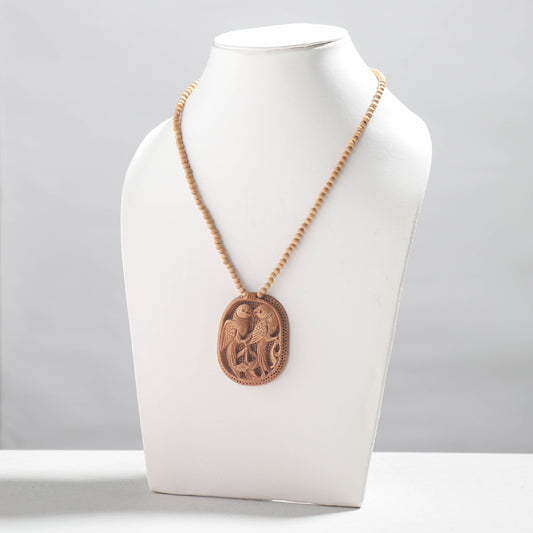 wooden pendant necklace