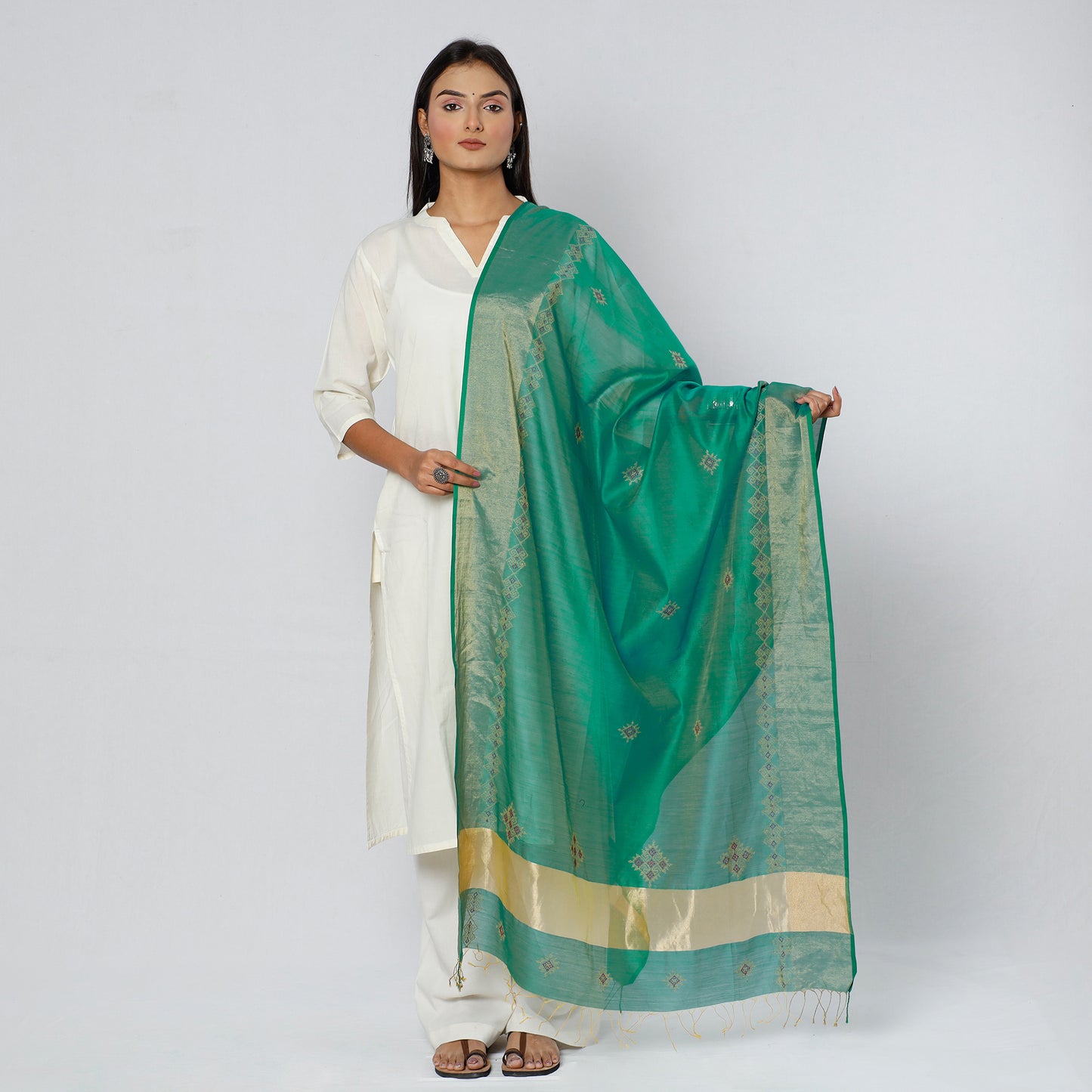 Green - Gavanti Kasuti Embroidery Handloom Maheshwari Silk Dupatta