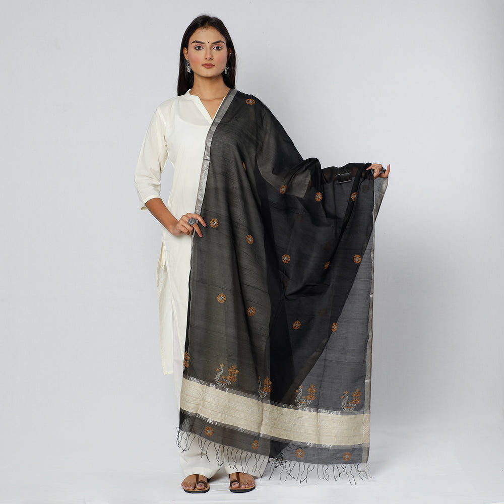 Black - Gavanti Kasuti Embroidery Handloom Maheshwari Silk Dupatta