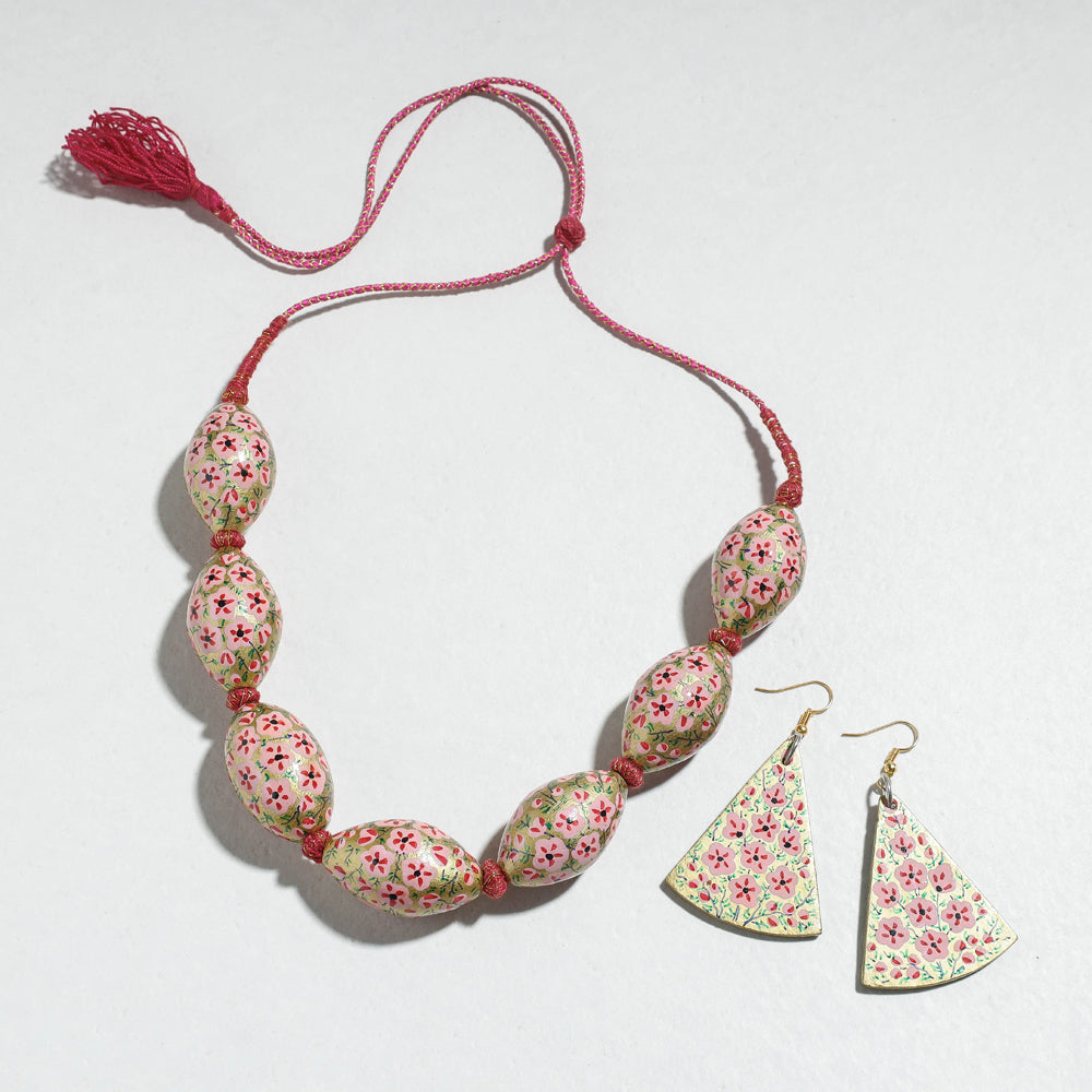 handpainted wooden necklace set