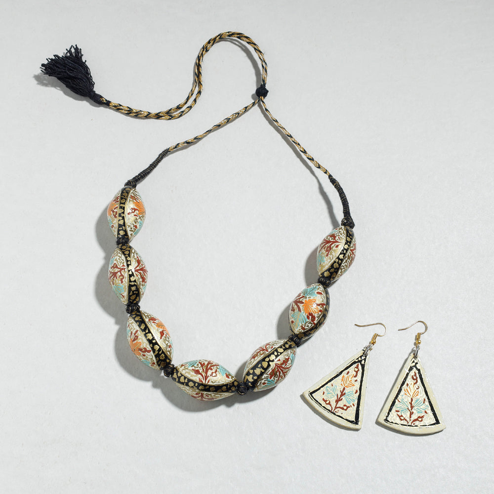 handpainted wooden necklace set