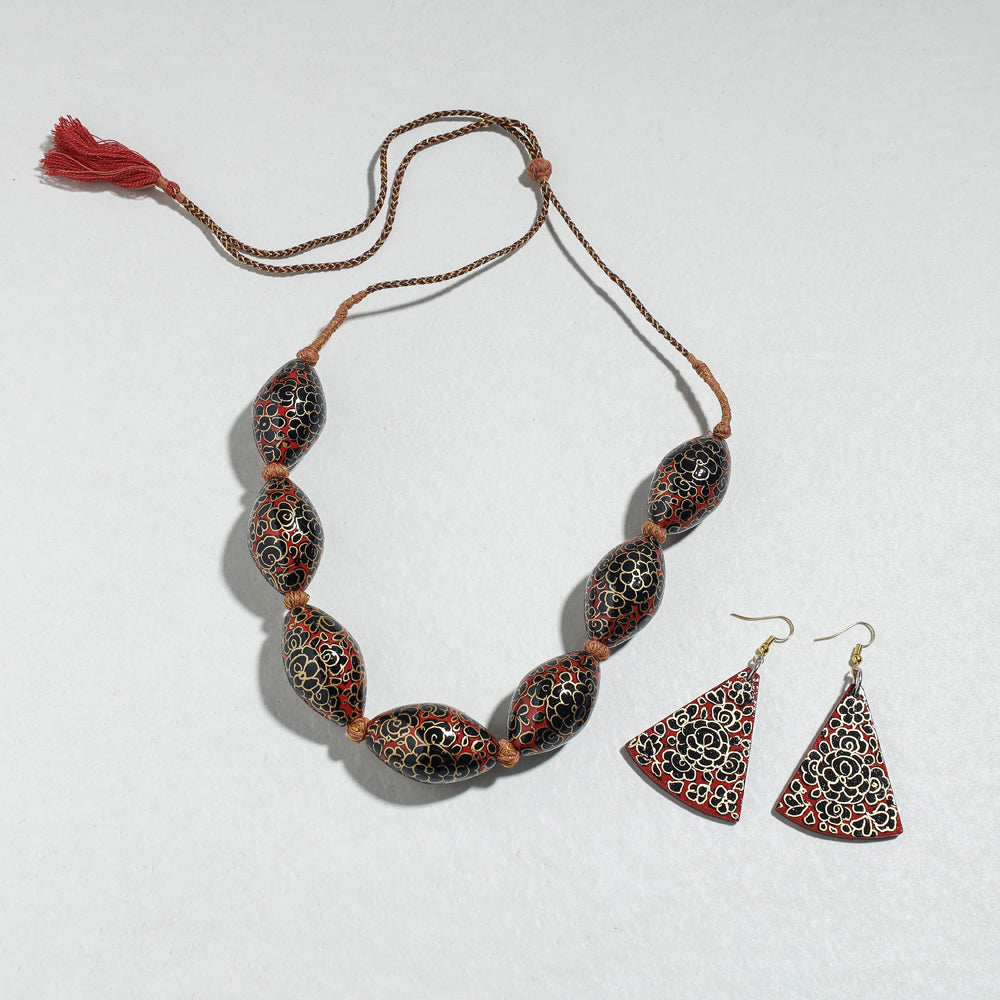 handpainted wooden necklace set