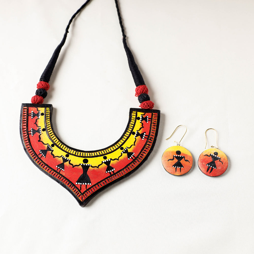 handpainted terracotta necklace set