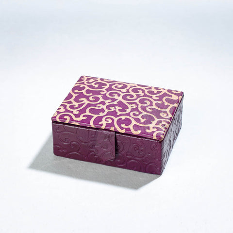  Handcrafted Embossed Leather Card Holder 