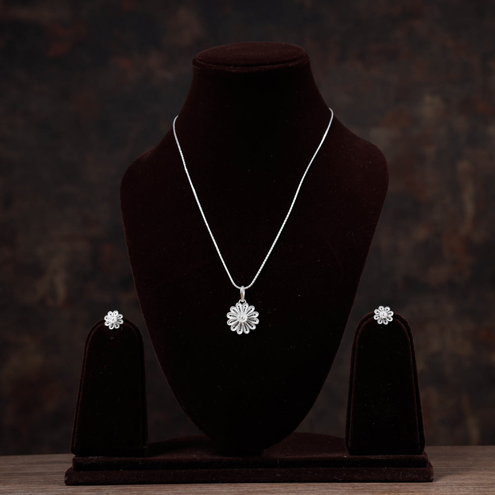 filigree silver necklace set