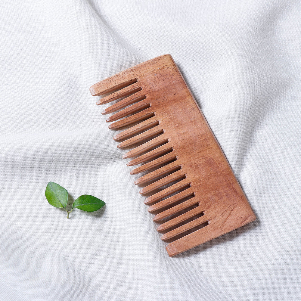 Hand Carved Natural Neem Wood Comb (Small)