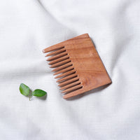 wooden comb 