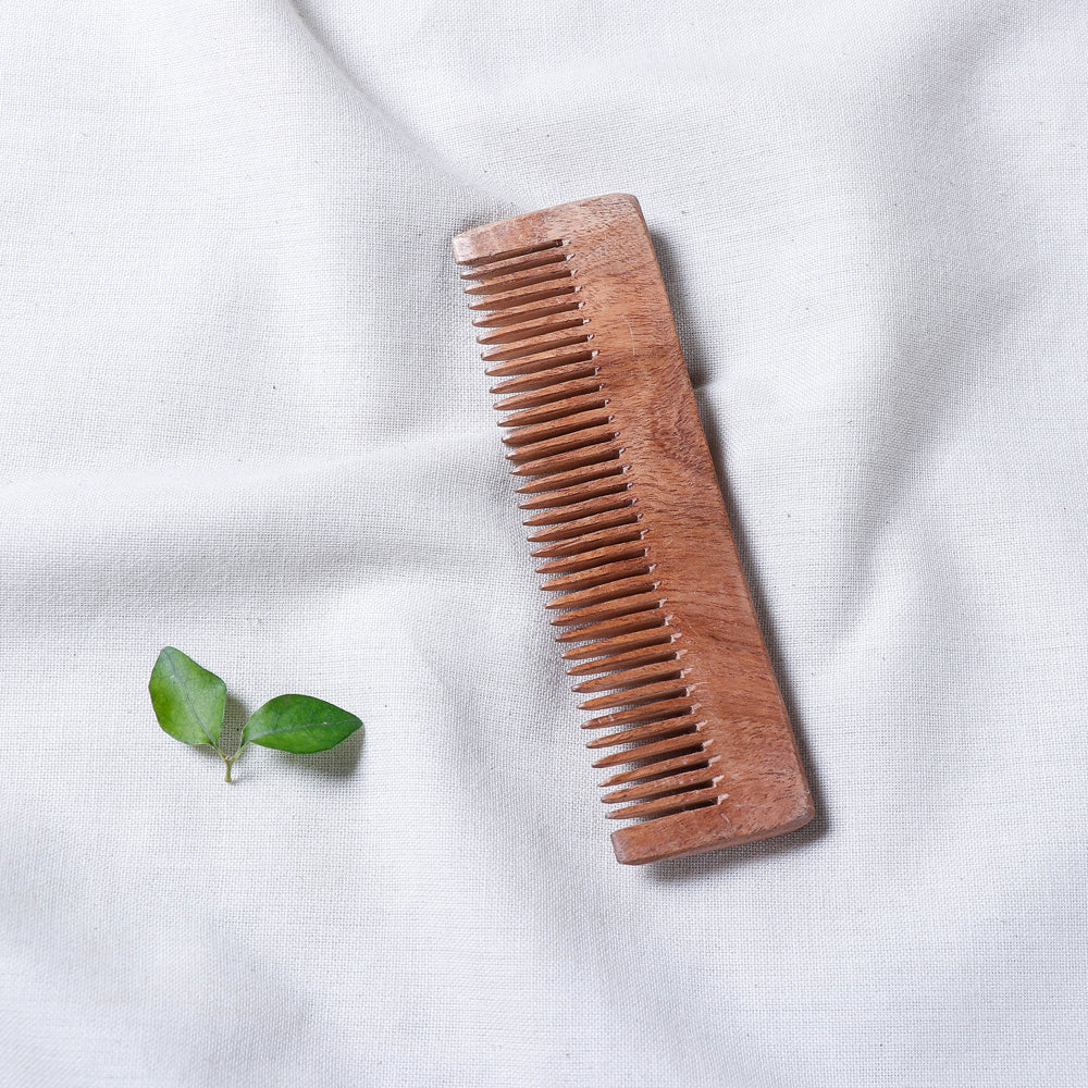 wooden comb 