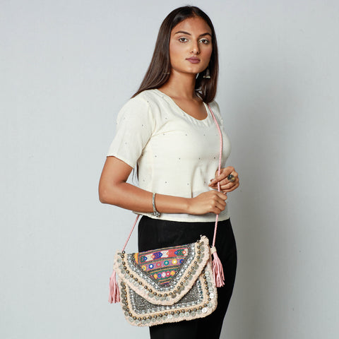 embroidery sling bag 