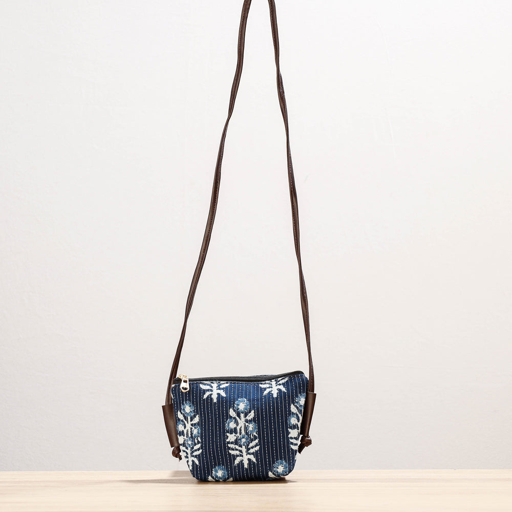 running sticth shoulder bag