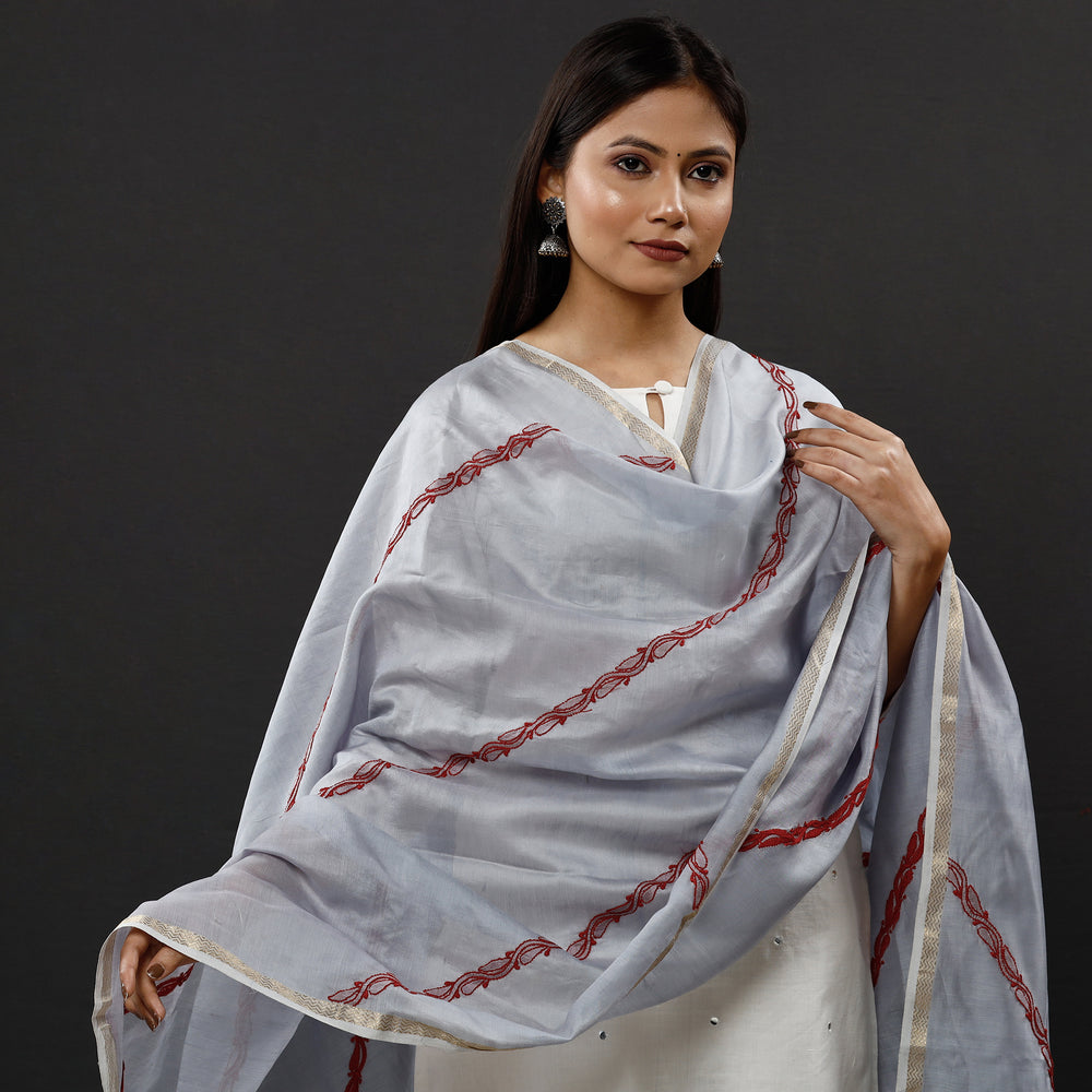 chikankari embroidery dupatta