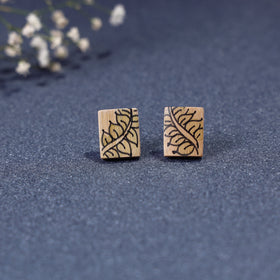  Kerala Mural Handpainted Bamboo Stud Earrings Online at iTokri.com