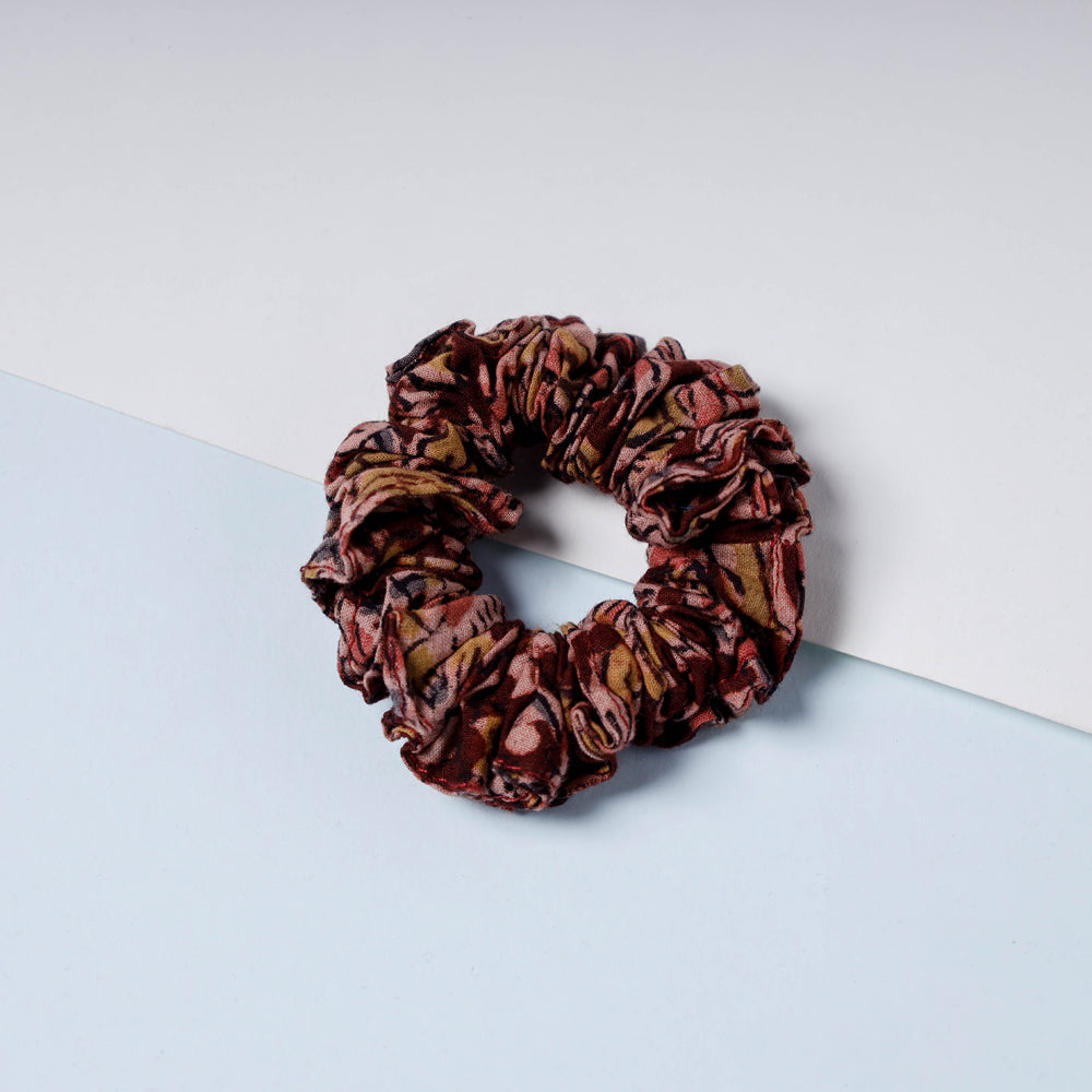 Rubber Band Scrunchie