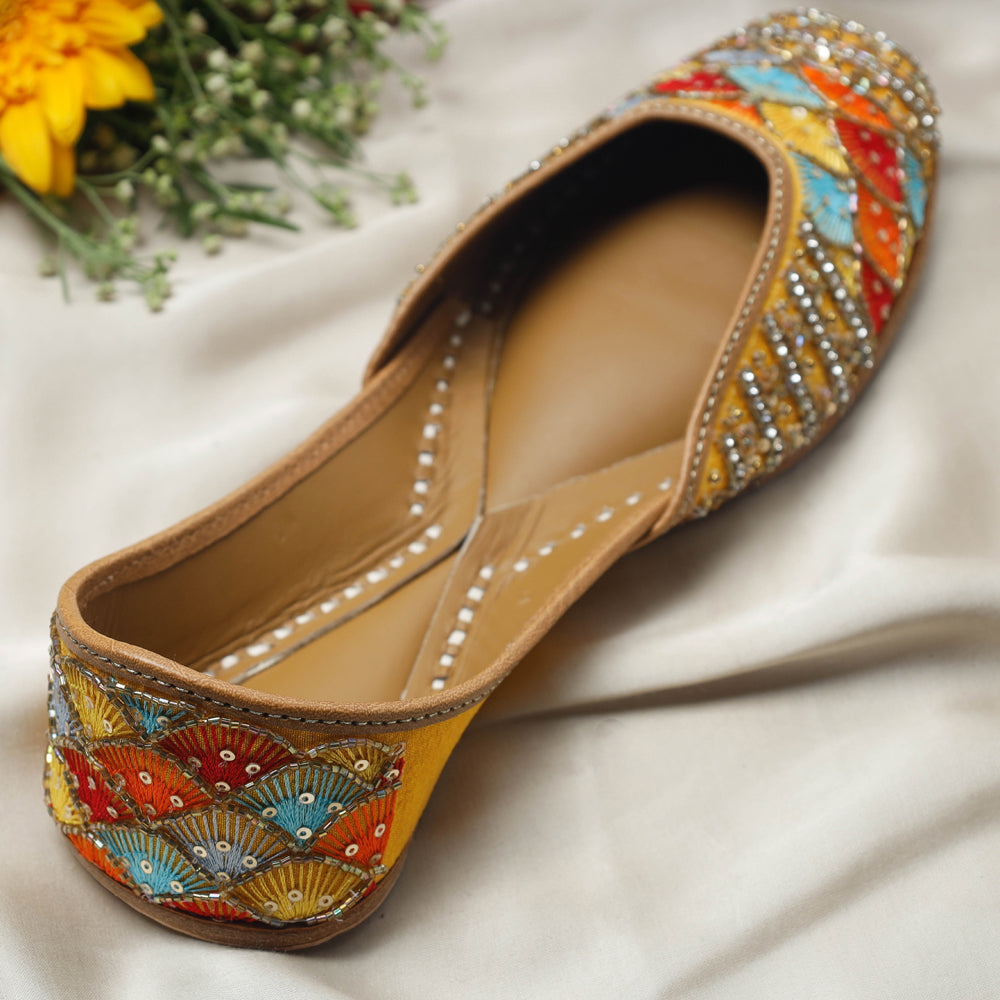 Yellow Sun kissed Handstitched Embroidered Jutti