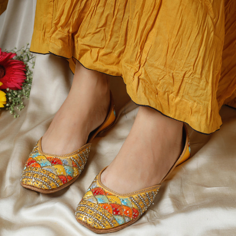Yellow Sun kissed Handstitched Embroidered Jutti