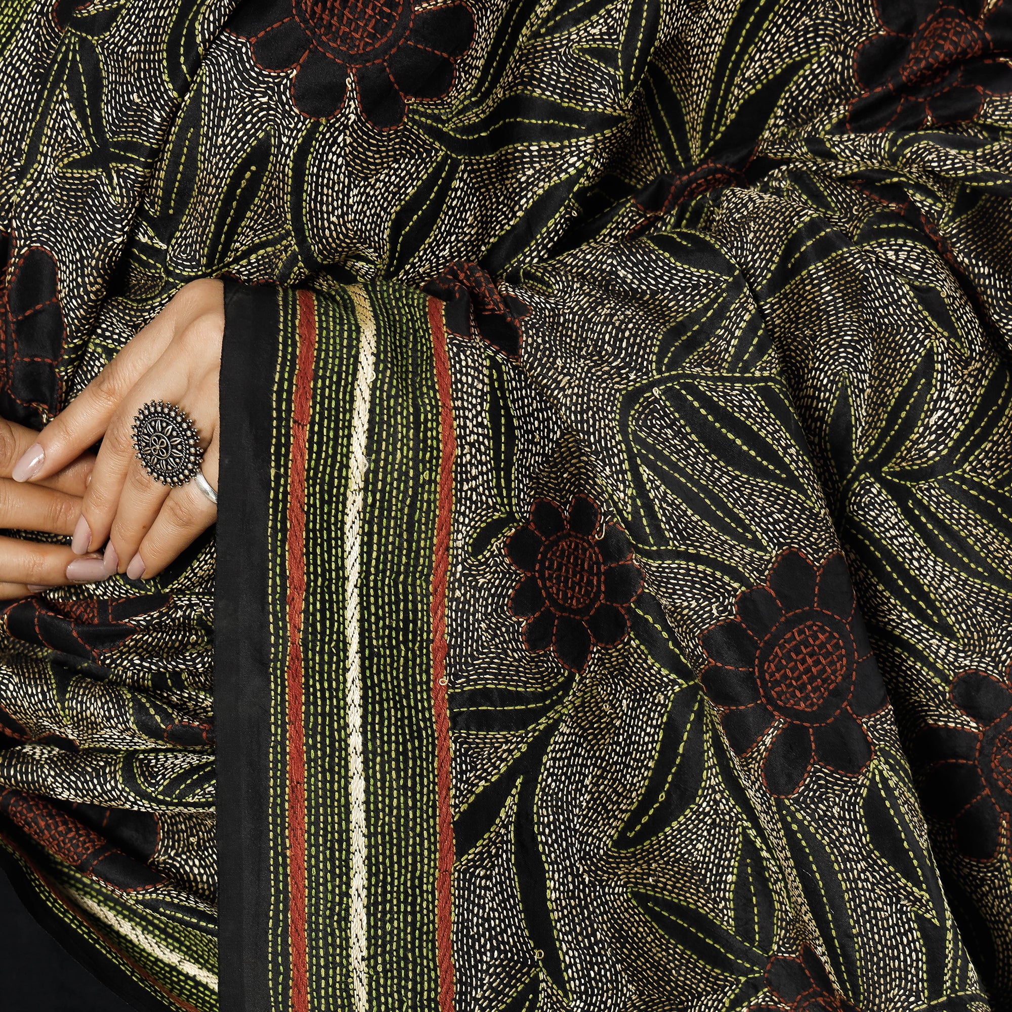  Bengal Nakshi Kantha Tussar Silk Handloom Dupatta 