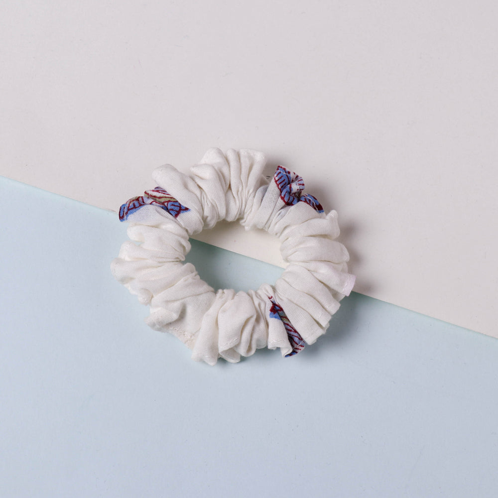 Rubber Band Scrunchies
