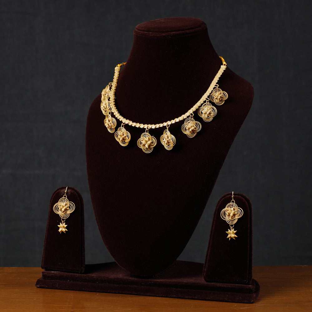 Handcrafted Bamboo Necklace Set by Daya Patki