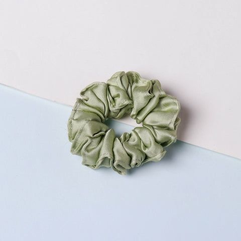 Rubber Band Scrunchie