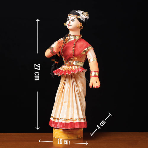 Mohiniyattam Dancing Doll
