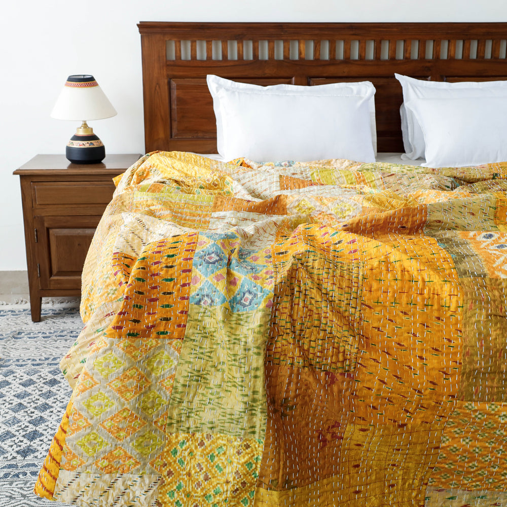 Khambadiya Kantha Patchwork Patola Silk Cotton Quilt / Gudri / Blanket (105 x 88 in)