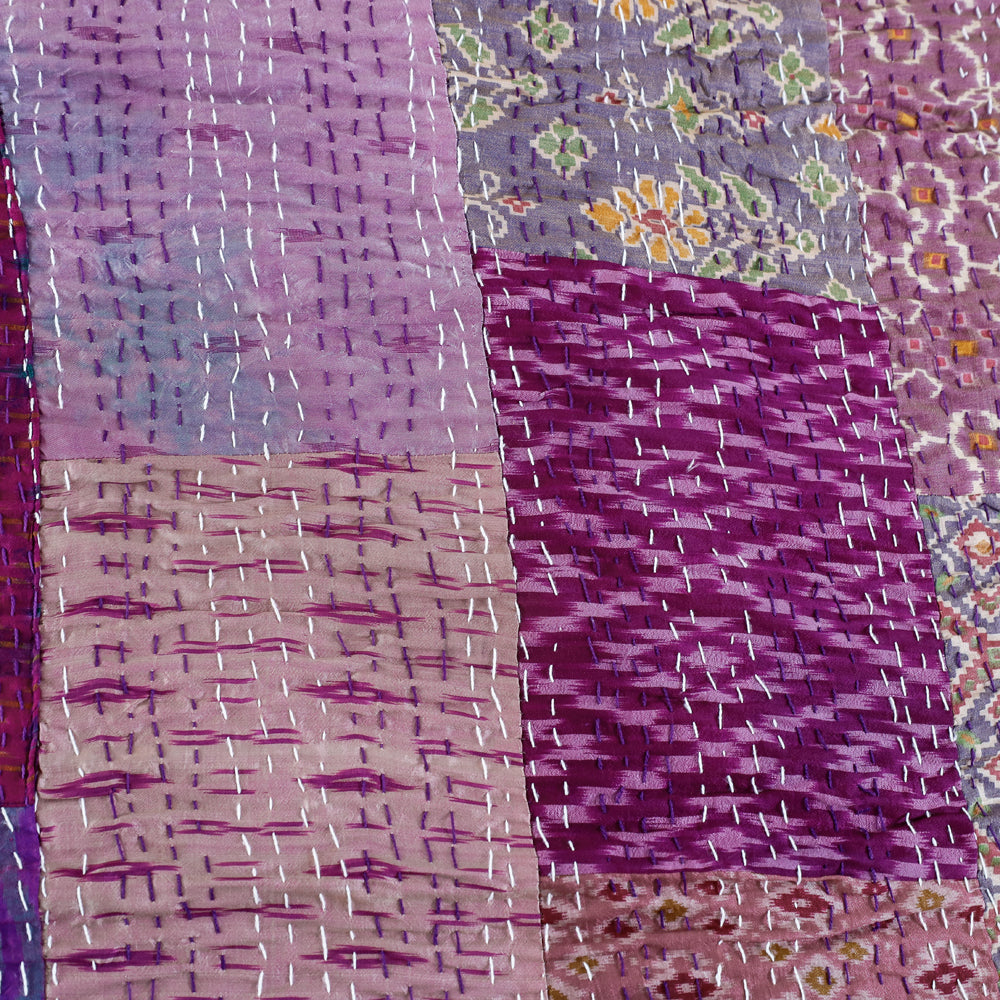 khambadiya quilt / blanket