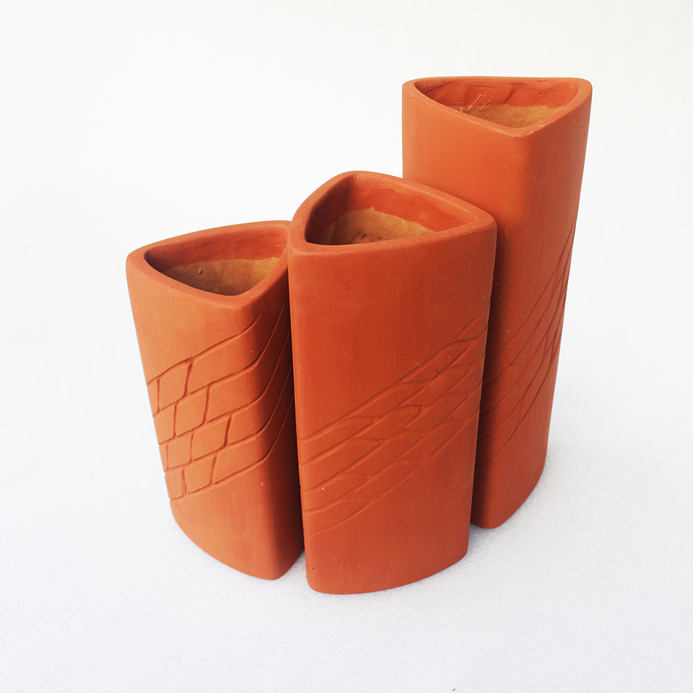 Handcrafted Terracotta Trigo (L, M, S) Planters (Set of 3)