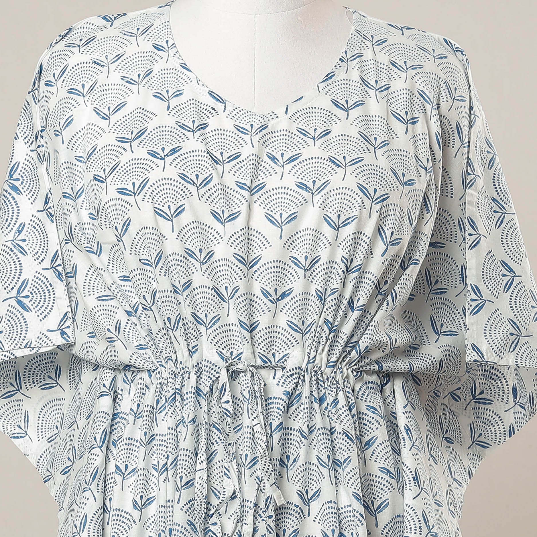 White - Sanganeri Printed Cotton Kaftan with Tie-Up Waist (Medium)
