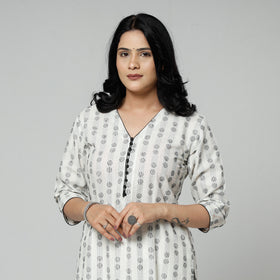 Buy Jacquard Cotton Long Kurta Online l iTokri.com