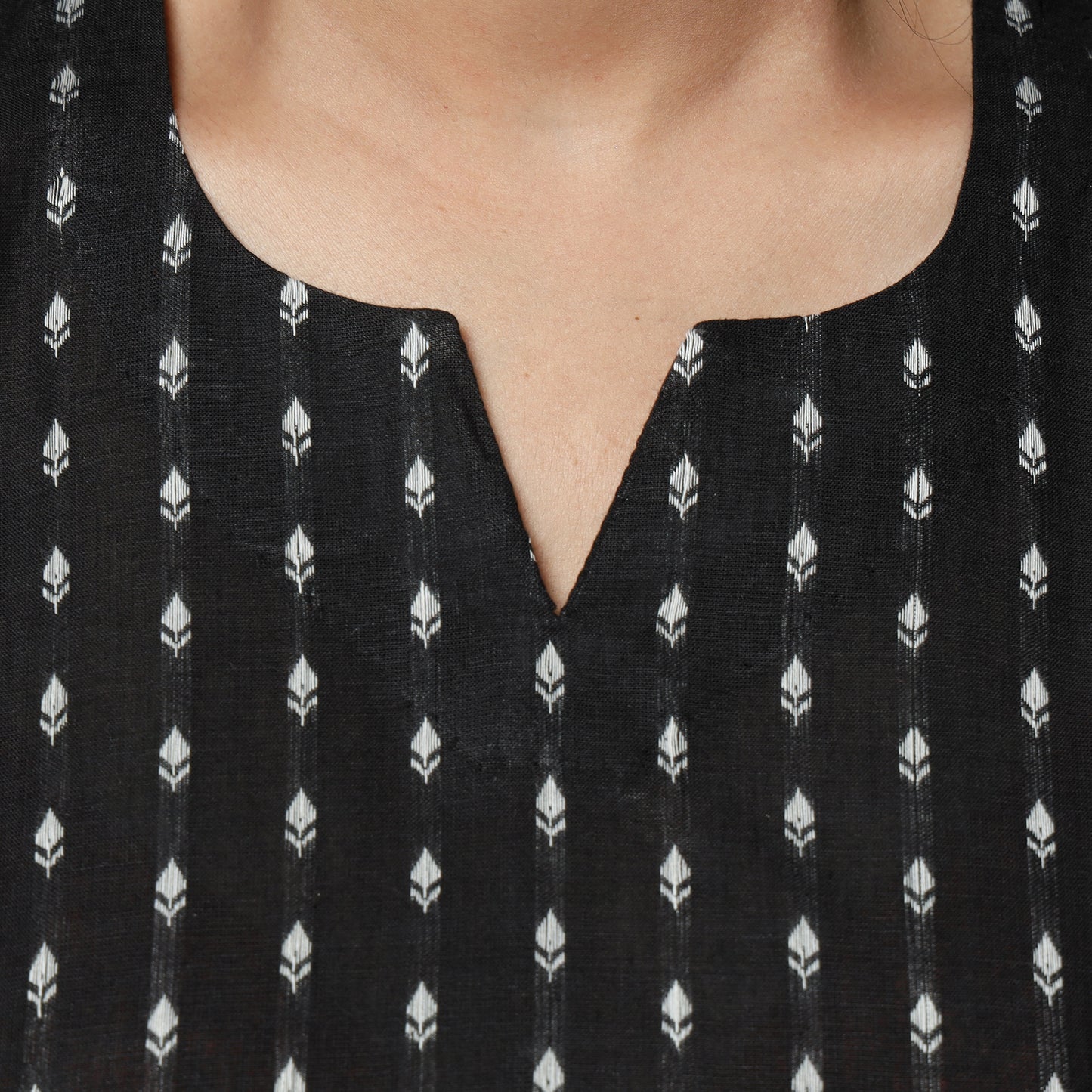 Black - Jacquard Cotton Long Straight Kurta