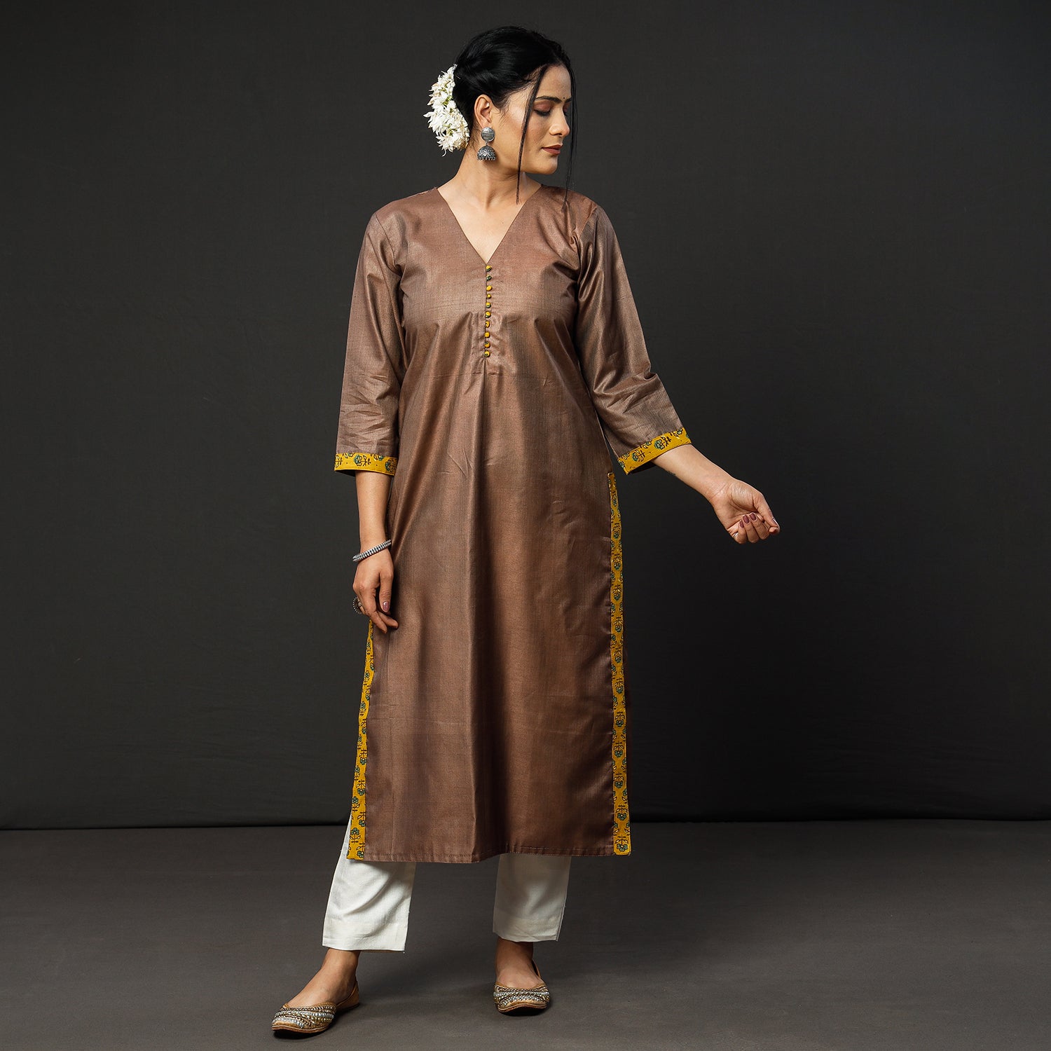 Brown Texture Tussar Silk Handloom Kurta with Bagru Dupatta