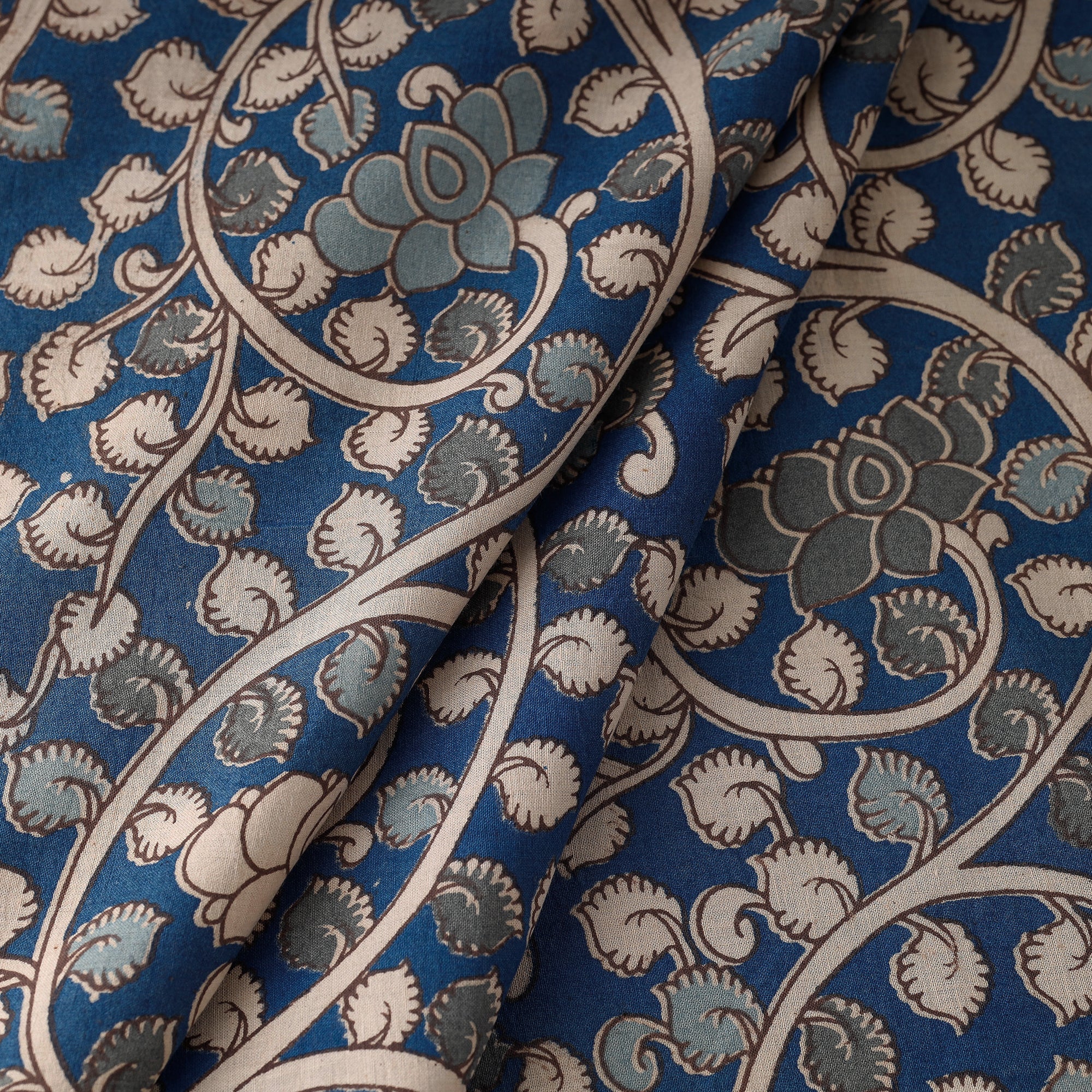 Buy Kalamkari Printed Cotton Fabric Online l iTokri.com