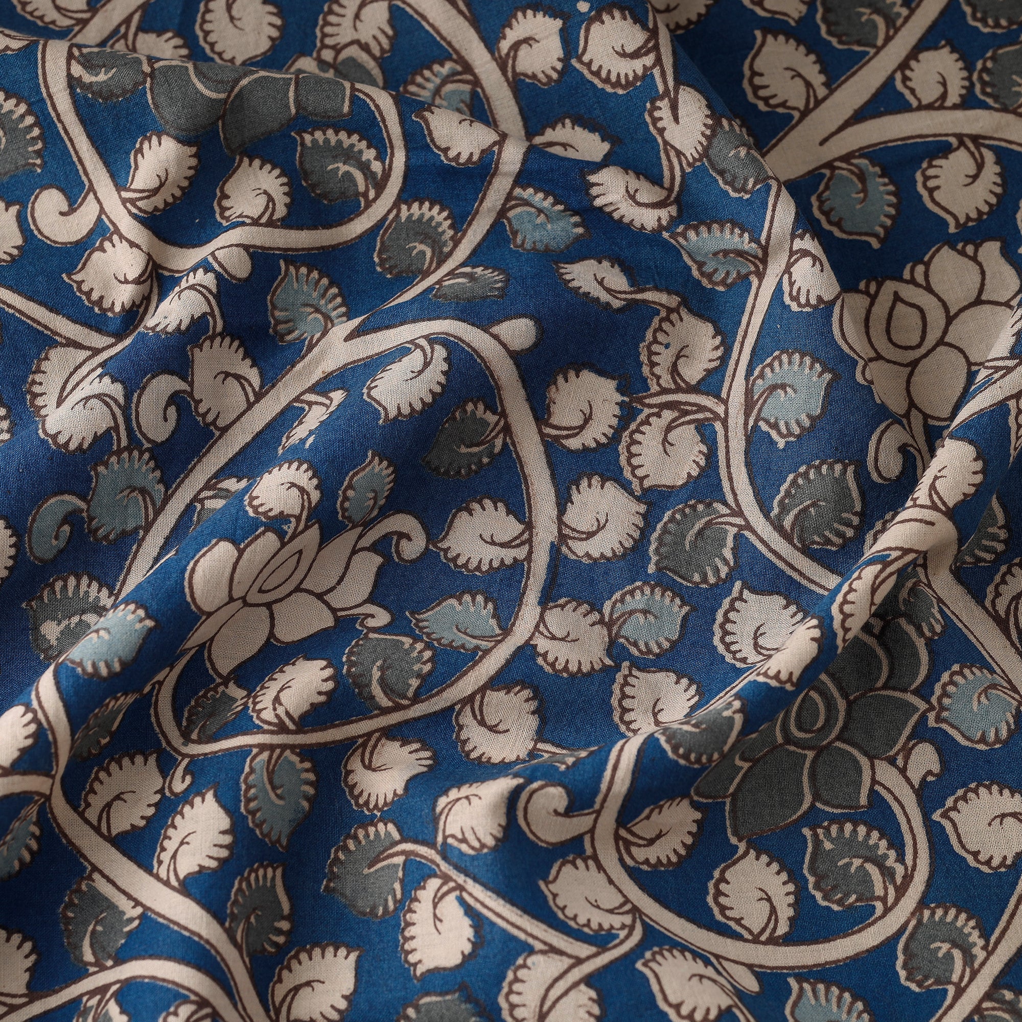 Buy Kalamkari Printed Cotton Fabric Online l iTokri.com