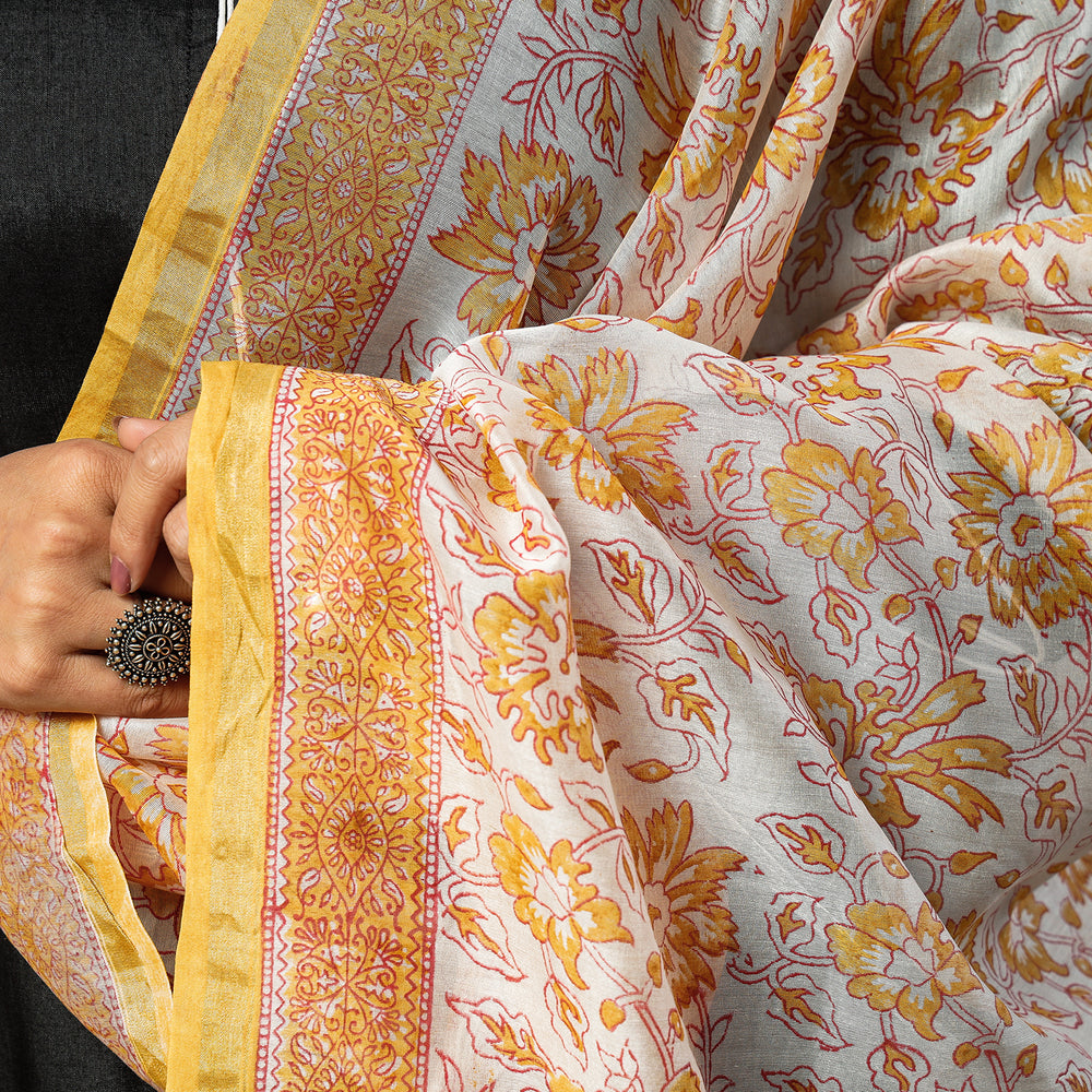 Tussar Silk Handloom Kurta with Sanganeri Dupatta