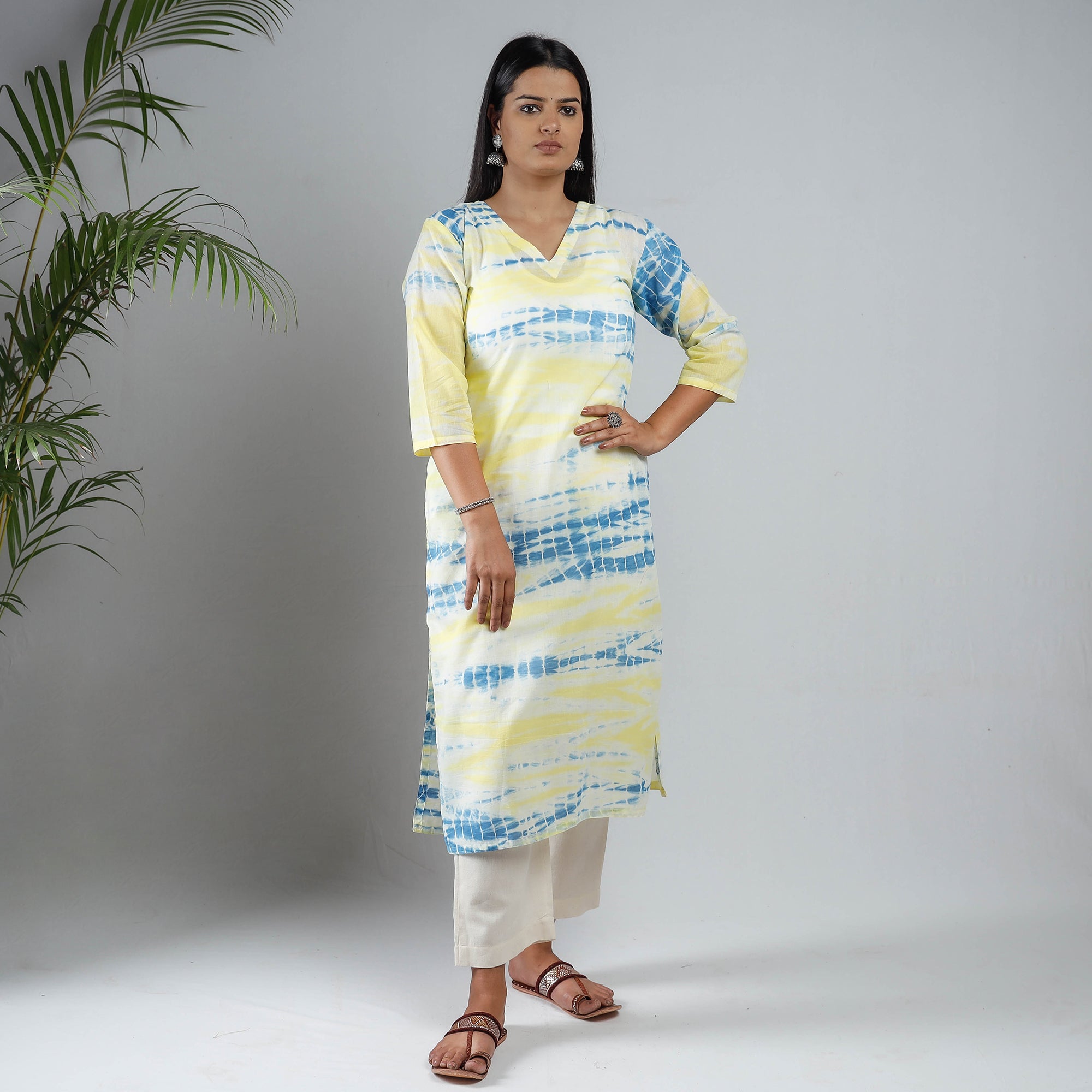Buy Shibori Tie-Dye Mul Cotton Long Kurta Online at iTokri.com